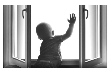 Ребенок в комнате – закрой окно!